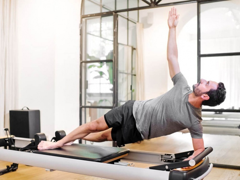 side plank on reformer