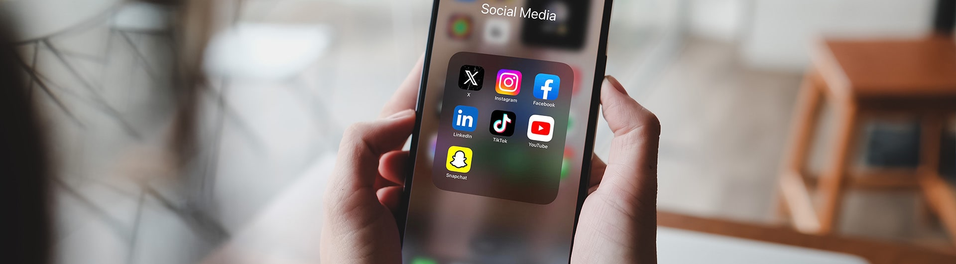 social media icons on mobile